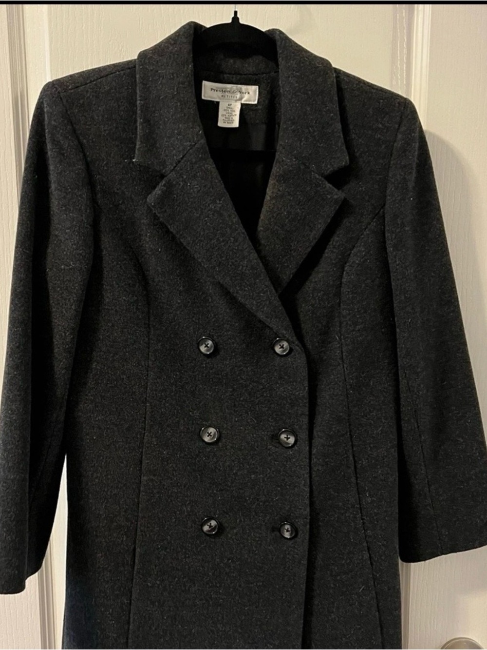 Long Wool Double-Breasted Women's Coat in Dark Gray - Picture 9 of 11